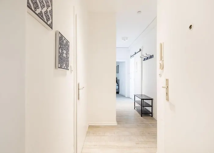 Two Bedroom And Bathrooms Lejlighed